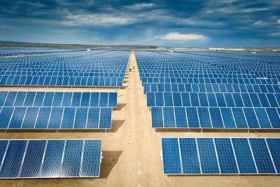 عراق سومین قرارداد احداث نیروگاه برق خورشیدی را با شرکت نروژی امضا کرد
