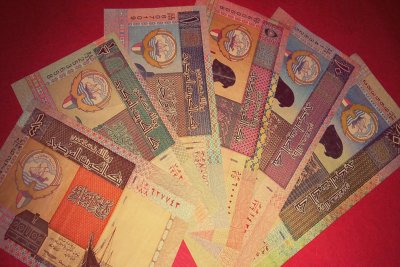 اکونومیست: پایان دادن به پرونده بدهی کویت به بازیابی پول عراق کمک می کند