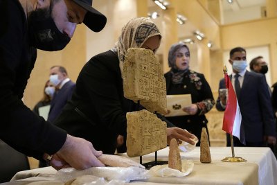 آثار باستانی باز پس گرفته شده از لبنان وارد عراق شد