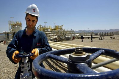 عراق و فروش 500 هزار تُن نفت سیاه به لبنان