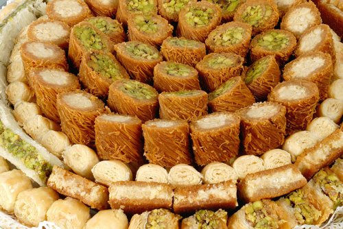 شیرینی های لذیذ ماه رمضان در عراق