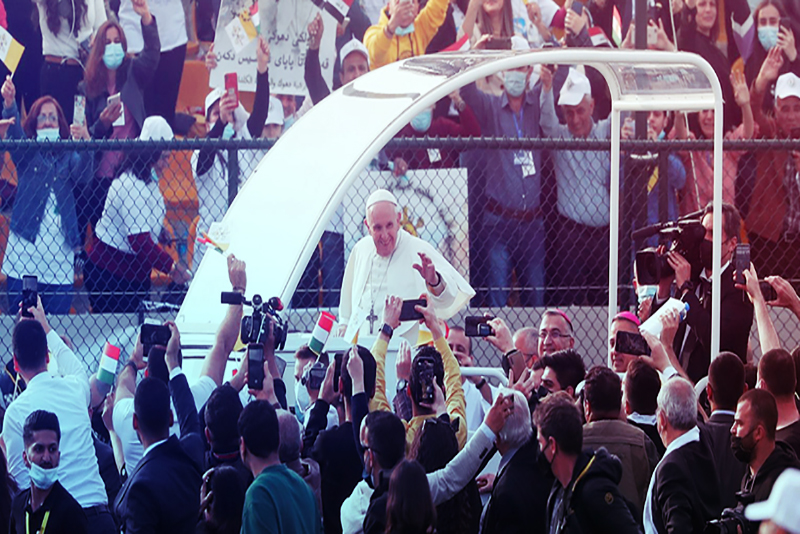 تجمعی تاریخی برای پاپ فرانسیس در بغداد