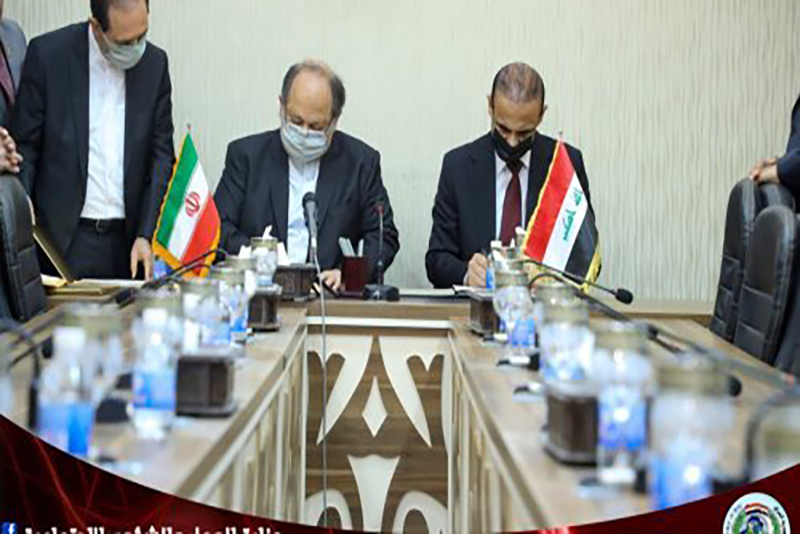 وزیر کار عراق توافق نامه ای با همتای ایرانی خود امضا کرد