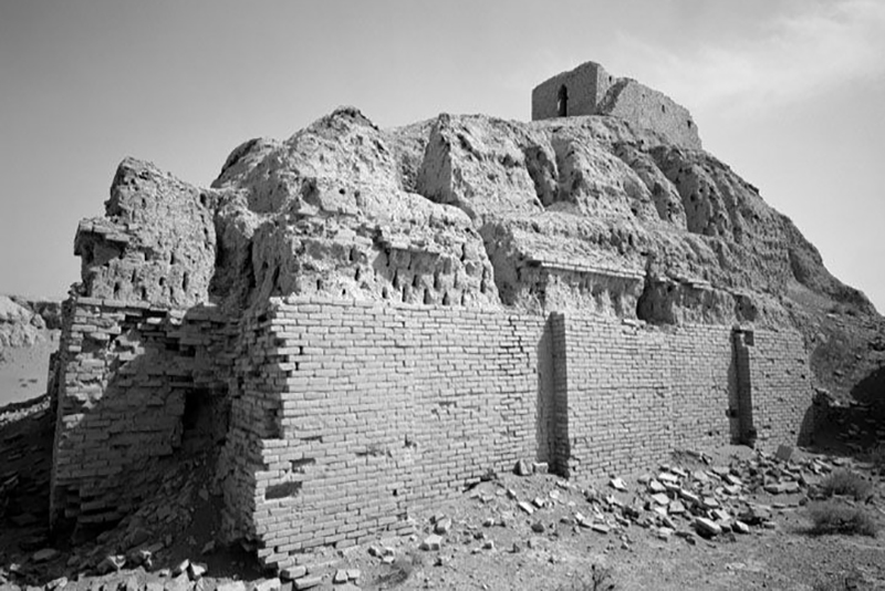 جاذبه های گردشگری دیوانیه