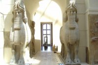 ارزش آثار باستانی عراق در موزه لوور پاریس