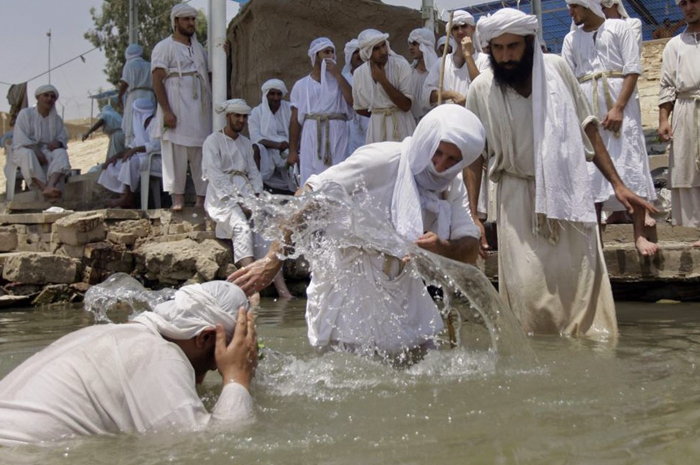 رسوم منداییان در عراق